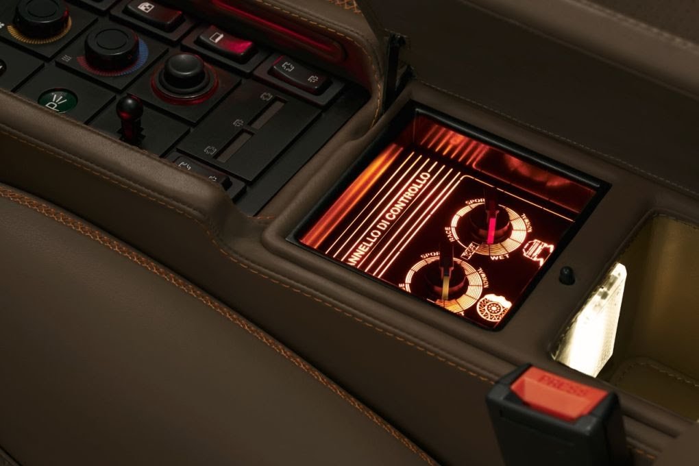 testarossa-fioravanti-console.jpg